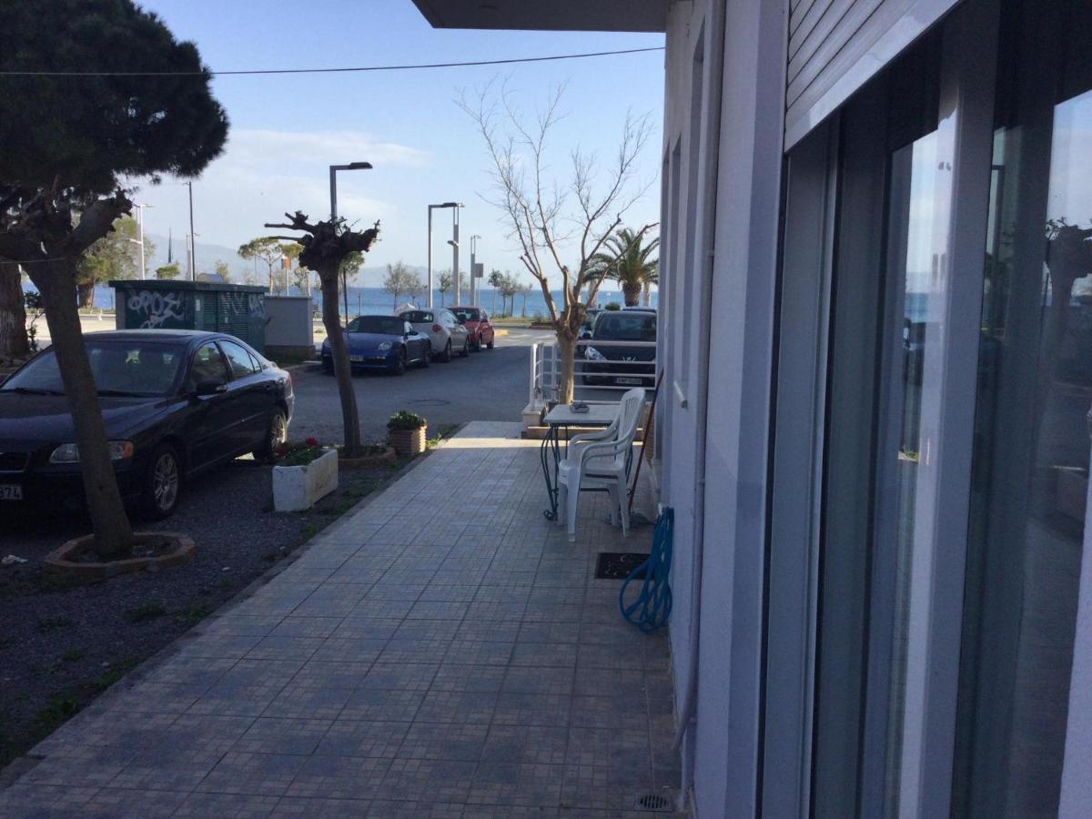 Seaside Studio 2 กาลามาตา ภายนอก รูปภาพ